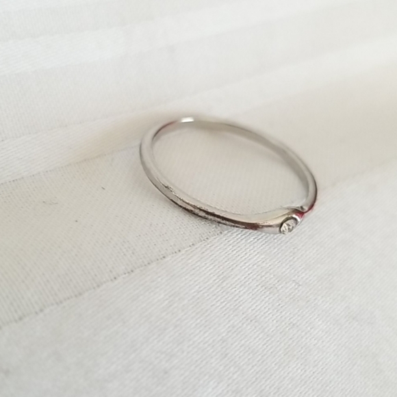 Silver Rhinestone Ring - Picture 3 of 4